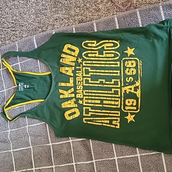 STUNNING OAKLAND A'S RACERBACK TANK TOP - Picture 1 of 8